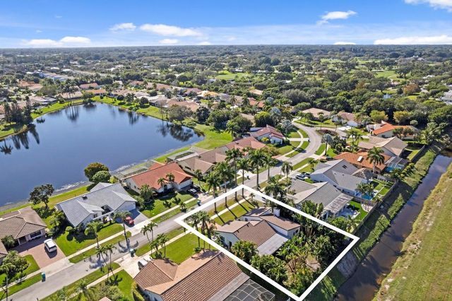 2327 SW 23rd Cranbrook Drive, Boynton Beach, FL 33436