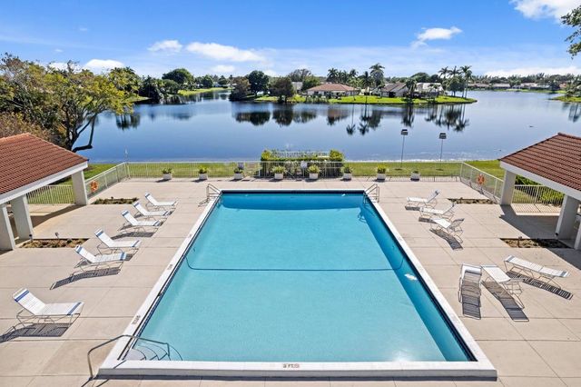 2327 SW 23rd Cranbrook Drive, Boynton Beach, FL 33436