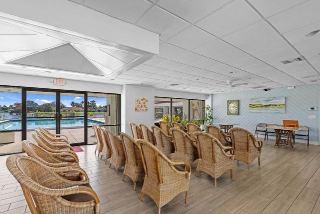 2327 SW 23rd Cranbrook Drive, Boynton Beach, FL 33436