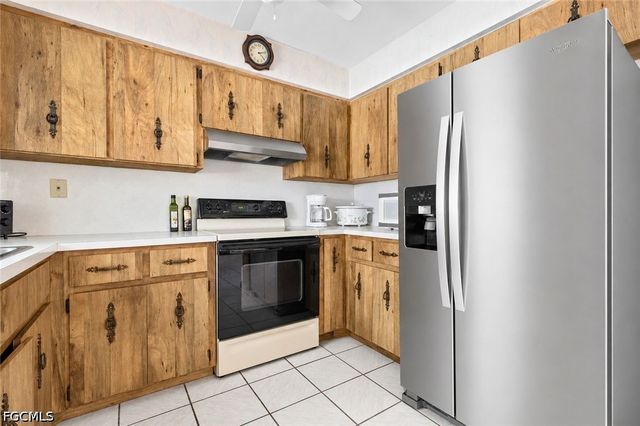 1209 SE 12th ST, Cape Coral, FL 33990