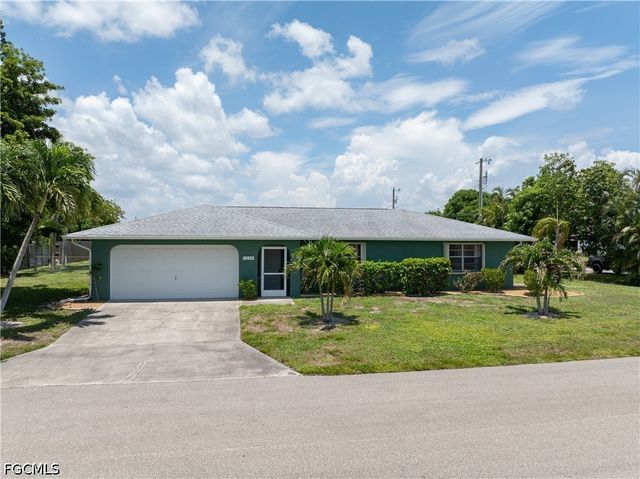 1209 SE 12th ST, Cape Coral, FL 33990