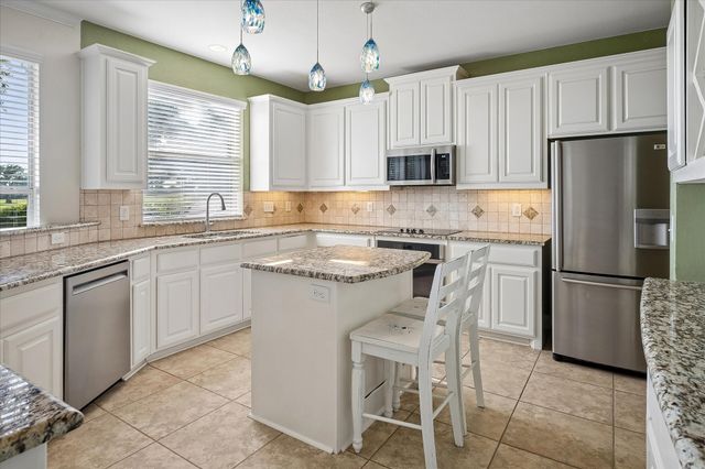 2125 Clubside Drive, Corinth, TX 76210
