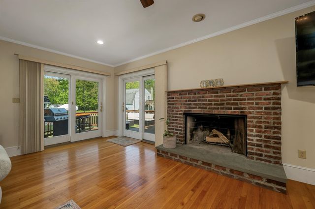 15 Adams Avenue, Seabrook, NH 03874