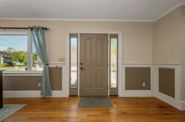 15 Adams Avenue, Seabrook, NH 03874