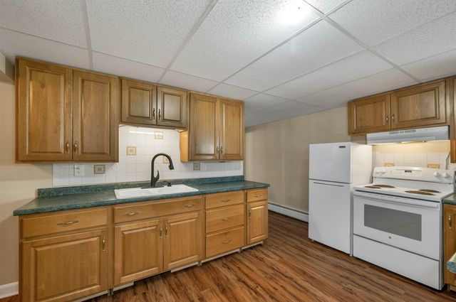 15 Adams Avenue, Seabrook, NH 03874