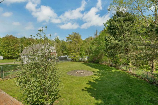 15 Adams Avenue, Seabrook, NH 03874