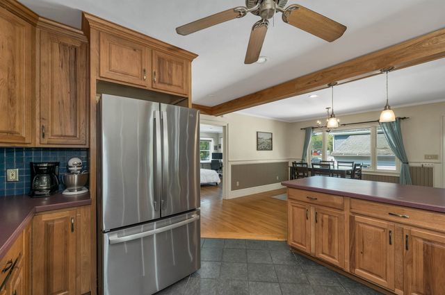 15 Adams Avenue, Seabrook, NH 03874
