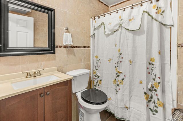 592 Beech Terrace, Bronx, NY 10454