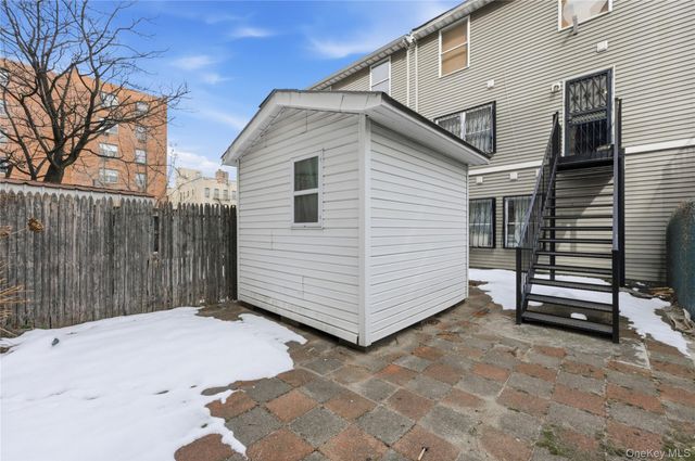 592 Beech Terrace, Bronx, NY 10454