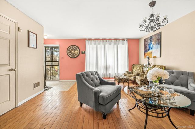 592 Beech Terrace, Bronx, NY 10454