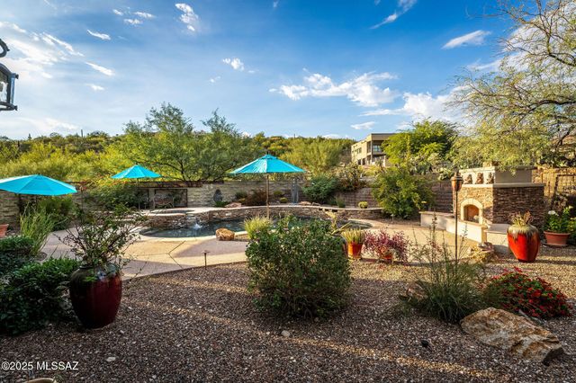 6129 E Coyotes Den Place, Tucson, AZ 85750
