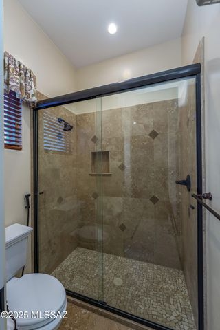 6129 E Coyotes Den Place, Tucson, AZ 85750