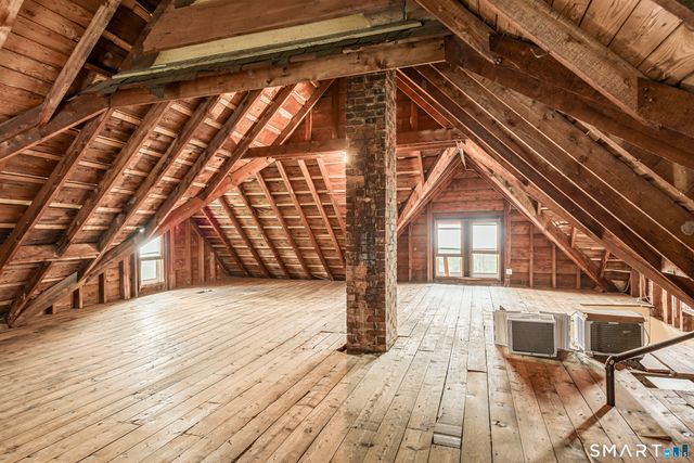 271 Main Street, Berlin, CT 06023