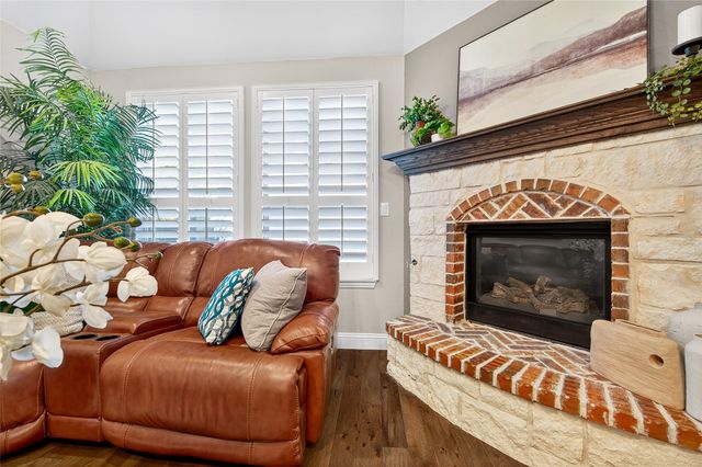 833 Countryside Way, Little Elm, TX 76227