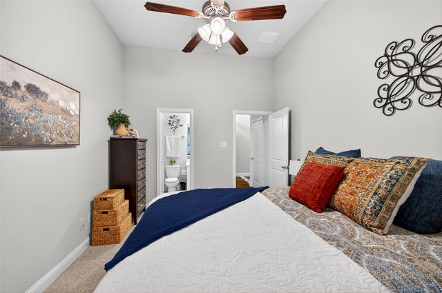 833 Countryside Way, Little Elm, TX 76227