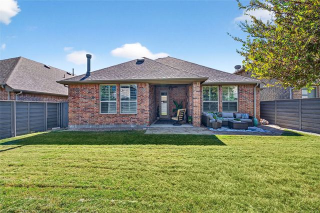 833 Countryside Way, Little Elm, TX 76227