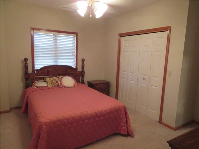 114 Overhill Drive, Paola, KS 66071