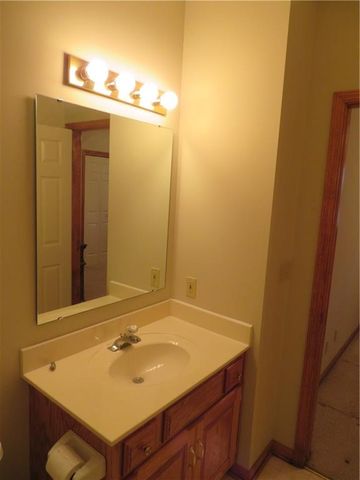 114 Overhill Drive, Paola, KS 66071