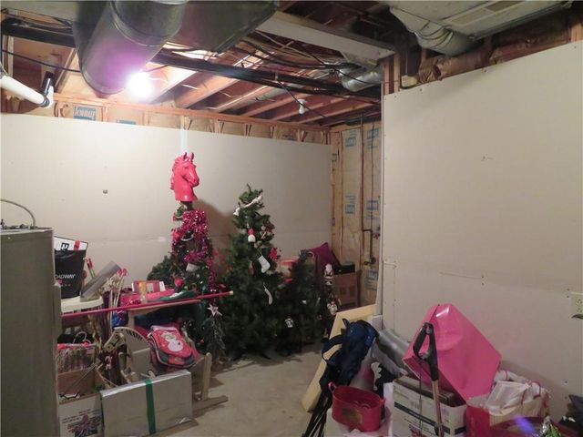 114 Overhill Drive, Paola, KS 66071