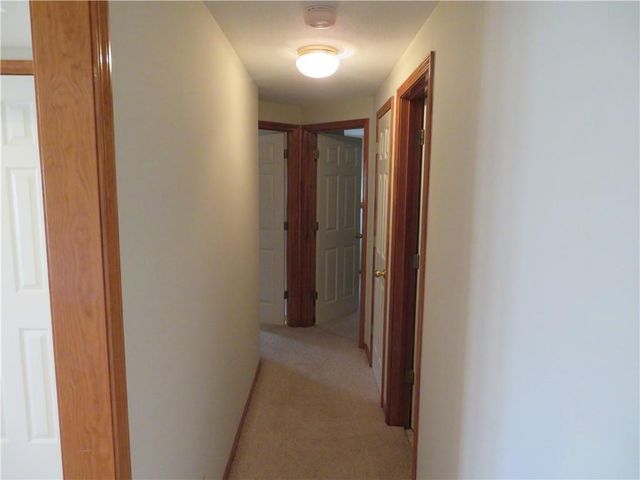 114 Overhill Drive, Paola, KS 66071