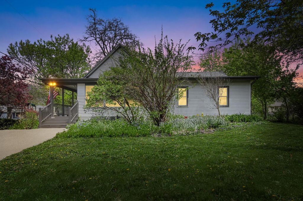 9080 Chicago COURT, Oak Creek, WI 53154