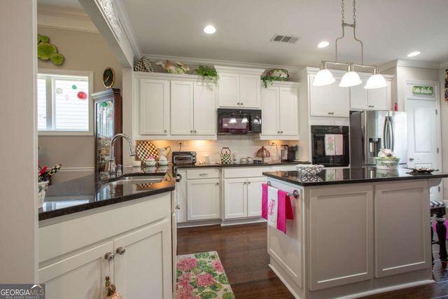 3552 Cresswind Parkway SW, Gainesville, GA 30504