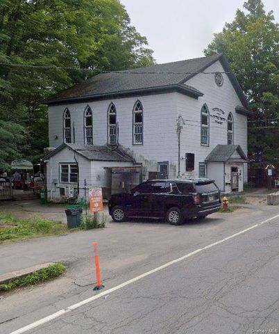 458 State Route 52, Woodbourne, NY 12788