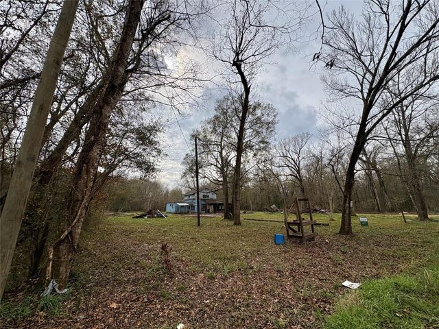 10 Neuman Street, Coldspring, TX 77331