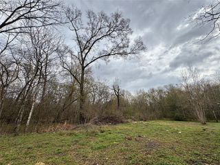 10 Neuman Street, Coldspring, TX 77331