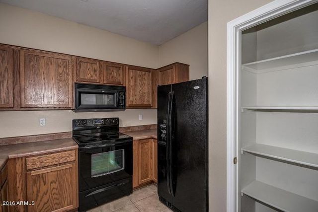 7034 W McMahon Way, Peoria, AZ 85345