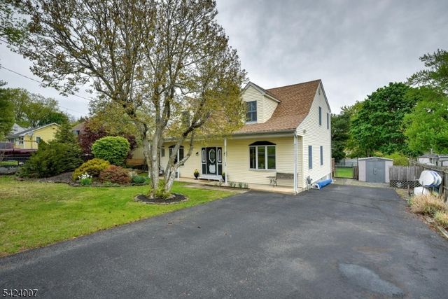 15 Shaffer St, Branchburg Twp., NJ 08876