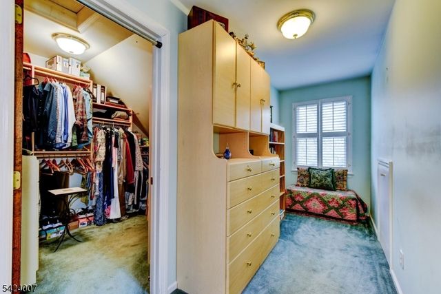 15 Shaffer St, Branchburg Twp., NJ 08876