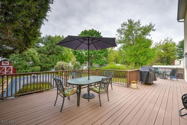 15 Shaffer St, Branchburg Twp., NJ 08876