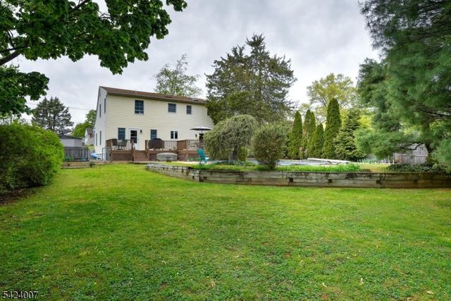 15 Shaffer St, Branchburg Twp., NJ 08876