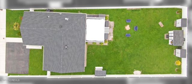 31 Briarwood Avenue, Keansburg, NJ 07734