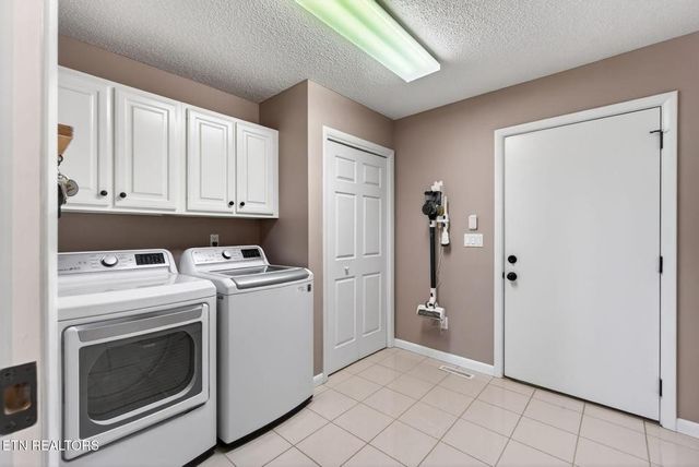 150 Lynhurst Dr, Crossville, TN 38558