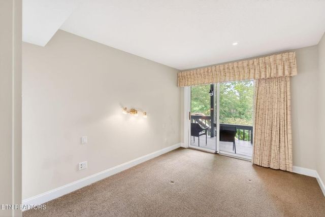 150 Lynhurst Dr, Crossville, TN 38558