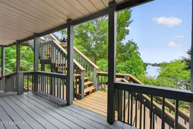 150 Lynhurst Dr, Crossville, TN 38558