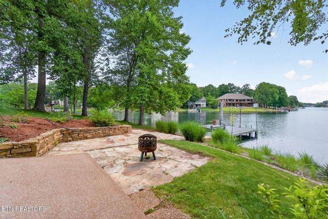 150 Lynhurst Dr, Crossville, TN 38558