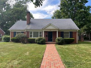 405 Holiday Road, Lexington, KY 40502
