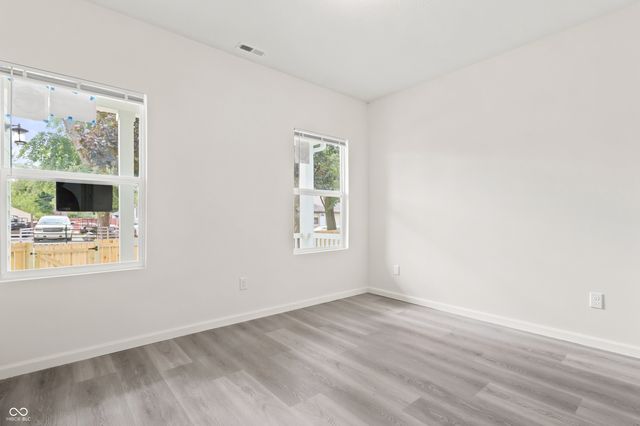 1172 GROFF AV, Indianapolis, IN 46222