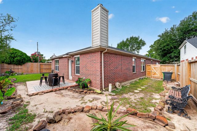 10306 Nickel Grove Drive, Houston, TX 77095