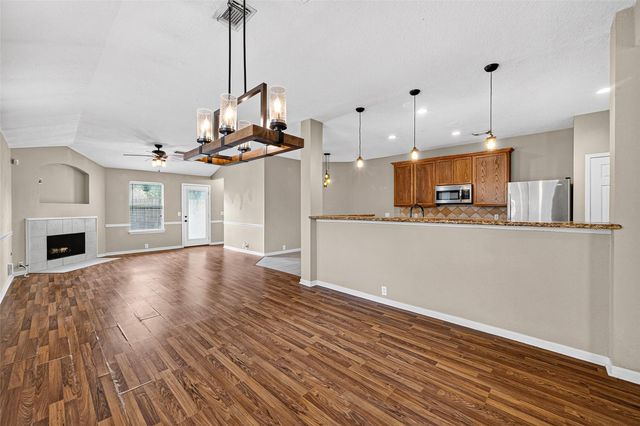 10306 Nickel Grove Drive, Houston, TX 77095