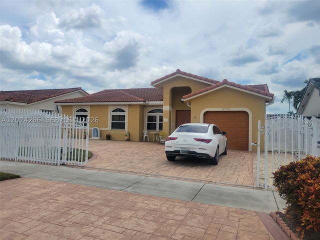 14770 SW 172nd St, Miami, FL 33187