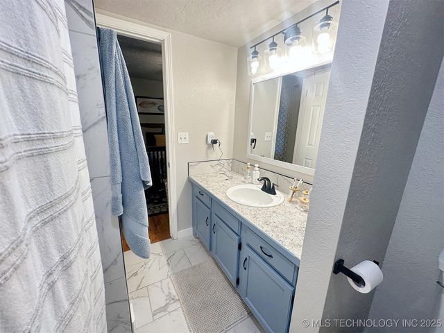 413 Greenwood Drive, Tahlequah, OK 74464