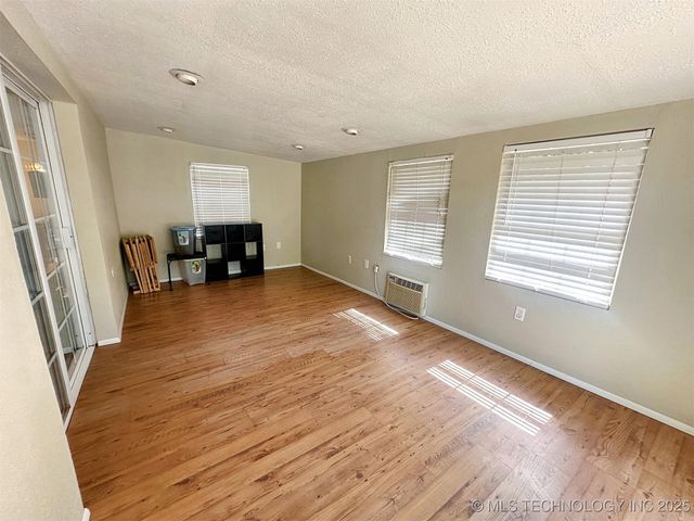 413 Greenwood Drive, Tahlequah, OK 74464