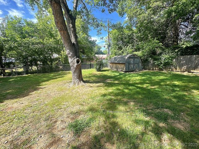 413 Greenwood Drive, Tahlequah, OK 74464