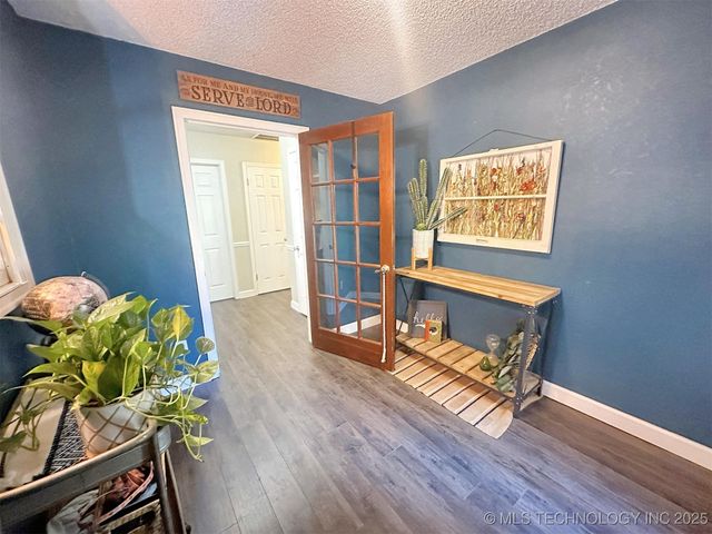 413 Greenwood Drive, Tahlequah, OK 74464