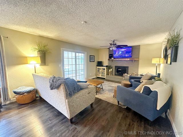 413 Greenwood Drive, Tahlequah, OK 74464