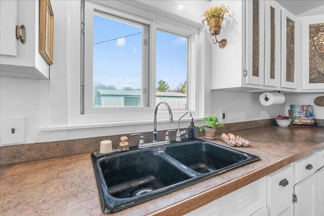 975 Elliott Road, Fowlerville, MI 48836